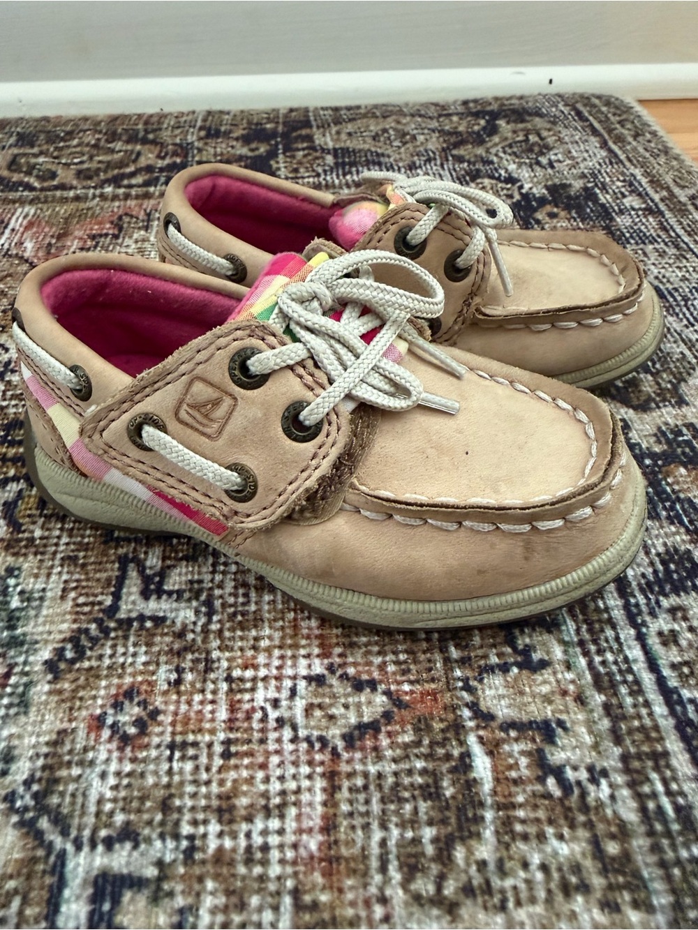 Toddler girl Sperry boat shoes toddler size 6